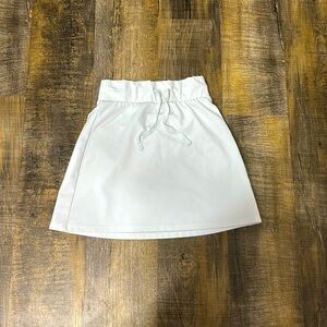 🤍Nice white skirt comfortable🤍